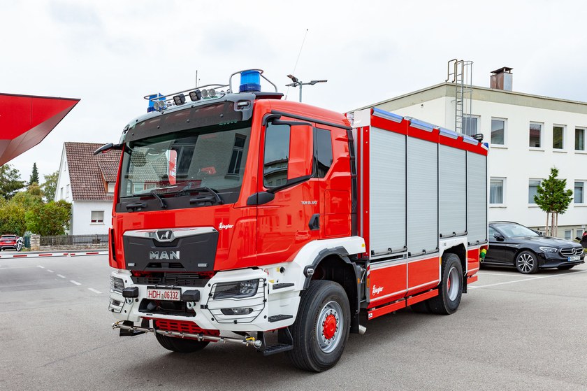 https://www.ziegler.de/mediadatabase/news/2022/vehicle_deliveries_2022/news_vehicle_deliveries_202210/news_vehicle_delivery_tlf4000_wertheim_20221013/tlf4000-wertheim-svl-web.jpg