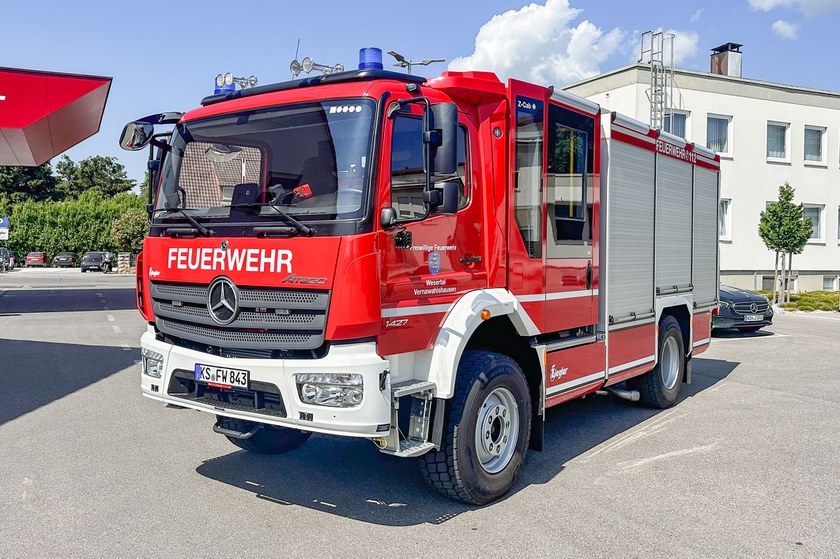 https://www.ziegler.de/mediadatabase/news/2023/vehicle_deliveries_2023/news_vehicle_deliveries_202306/lf10-wesertal-svl.jpg