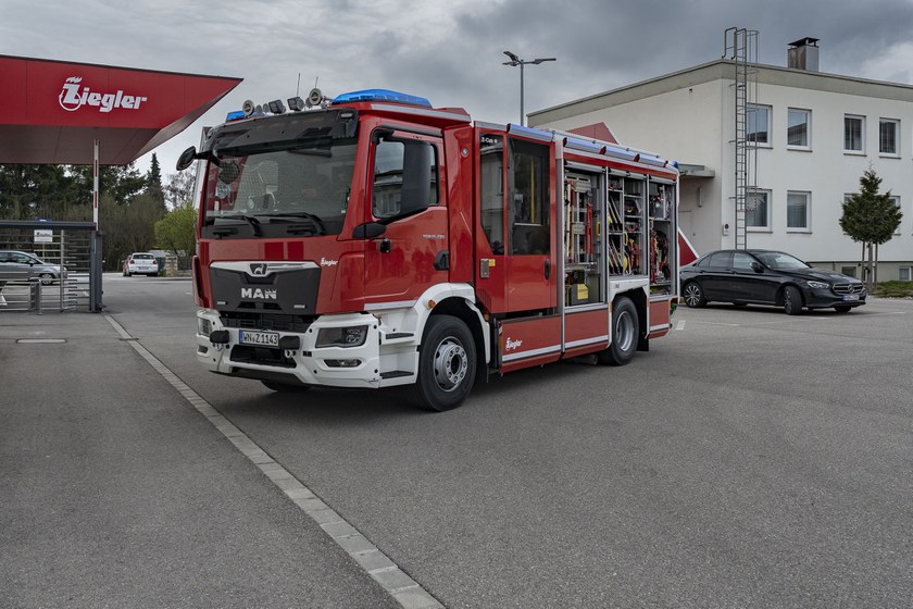 https://www.ziegler.de/mediadatabase/news/2024/vehicle_deliveries_2024/03/hlf10-winterbach-svl-offen.jpg